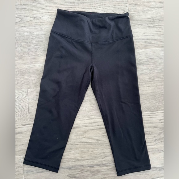 Victoria’s Secret Sport cropped leggings - Picture 2 of 4